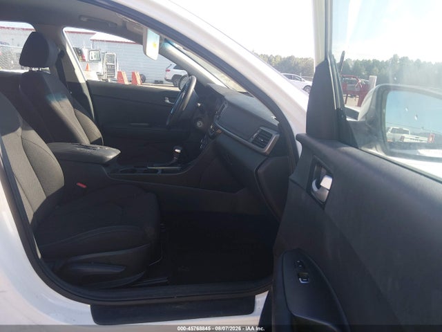 Продажа на аукционе авто 2016 Kia Optima Lx, vin: 5XXGT4L30GG033124, номер лота: 45768845