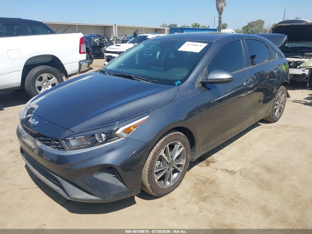 KIA Forte Lxs 2023 3KPF24AD0PE670551 Image 2