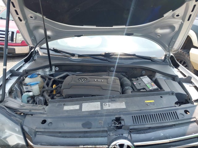 Продажа на аукционе авто 2015 Volkswagen Passat 1.8t S, vin: 1VWAT7A32FC014726, номер лота: 45768913