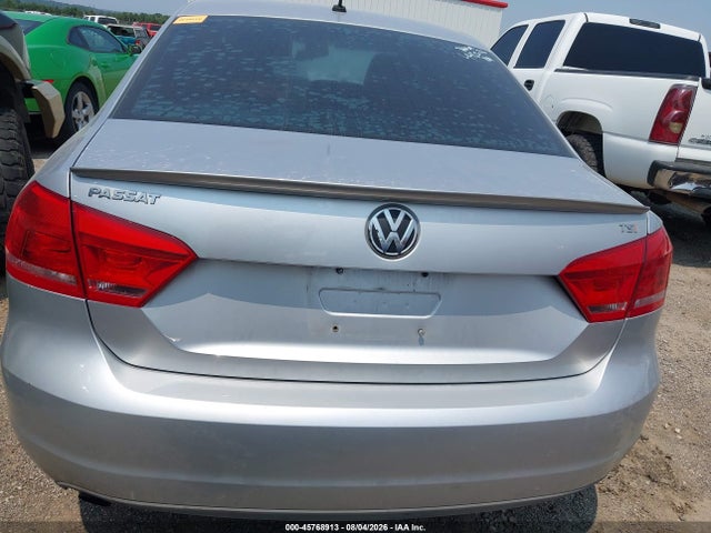 Продажа на аукционе авто 2015 Volkswagen Passat 1.8t S, vin: 1VWAT7A32FC014726, номер лота: 45768913