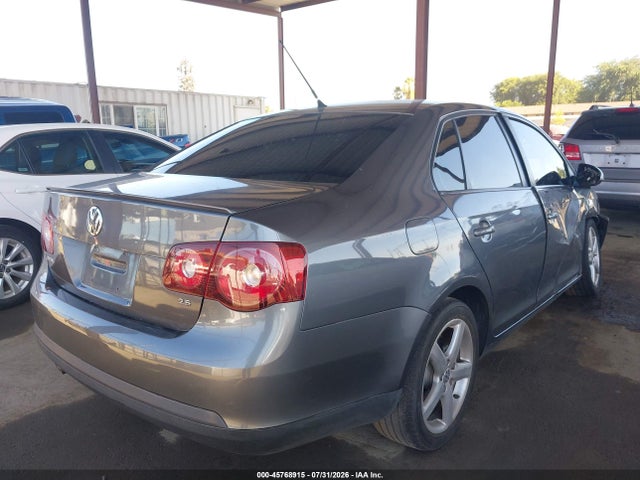 Продаж на аукціоні авто 2010 Volkswagen Jetta Limited Edition, vin: 3VWAZ7AJXAM100273, номер лоту: 45768915