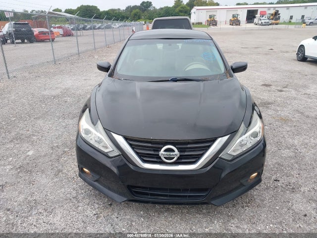 Auction sale of the 2017 Nissan Altima 2.5 Sv, vin: 1N4AL3AP5HC214393, lot number: 45768918