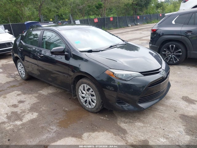 2018 Toyota Corolla Le მანქანა იყიდება აუქციონზე, vin: 5YFBURHE8JP805561, აუქციონის ნომერი: 45768978