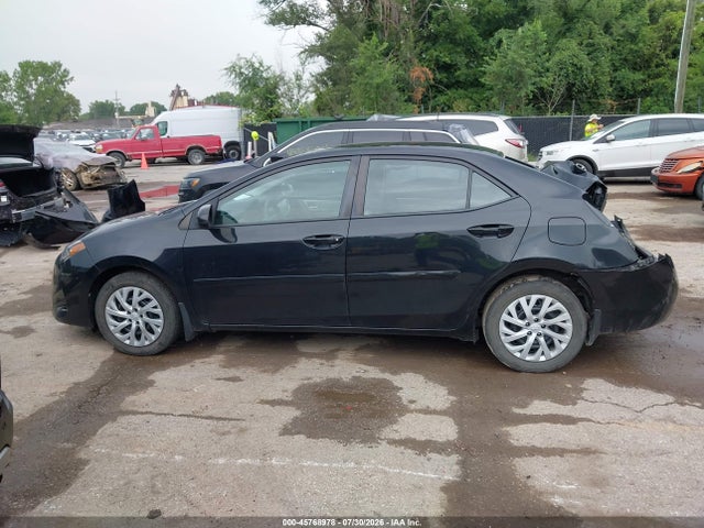 2018 Toyota Corolla Le მანქანა იყიდება აუქციონზე, vin: 5YFBURHE8JP805561, აუქციონის ნომერი: 45768978