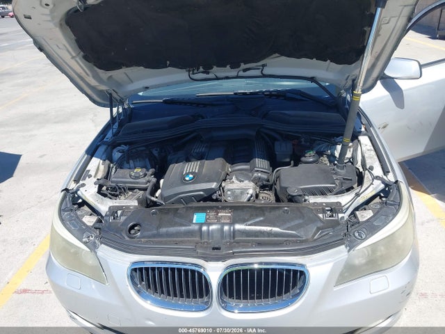 45769010 :رقم المزاد ، WBANU53548CT09914 vin ، 2008 Bmw 528i مزاد بيع