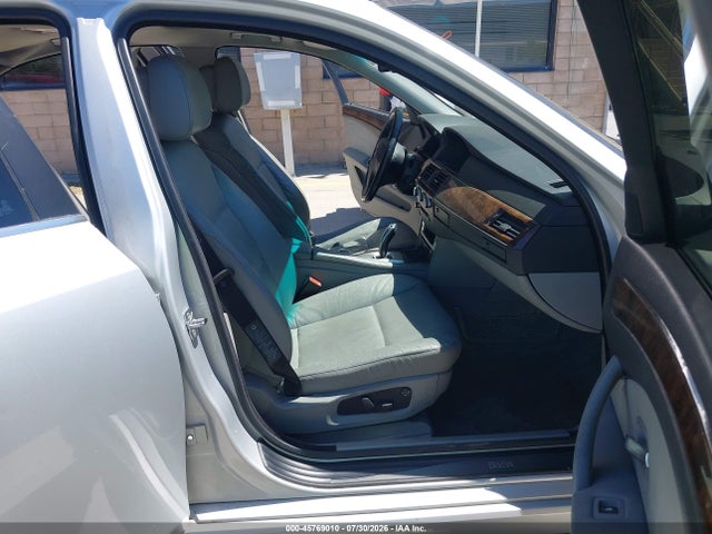 45769010 :رقم المزاد ، WBANU53548CT09914 vin ، 2008 Bmw 528i مزاد بيع