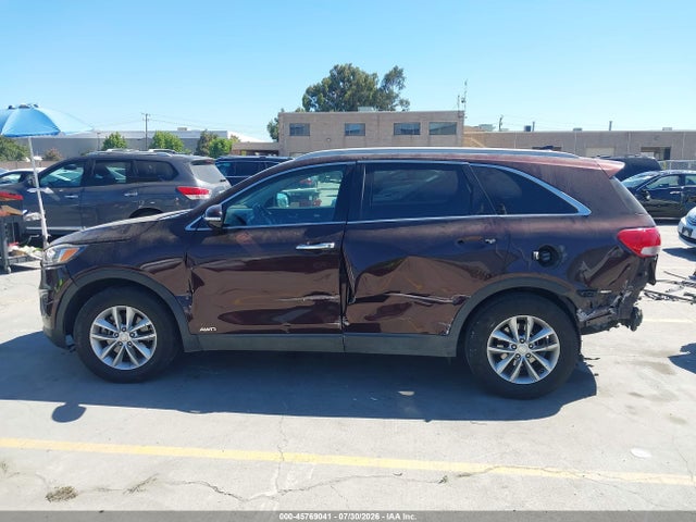5XYPGDA31GG056091 KIA Sorento 2.4l Lx