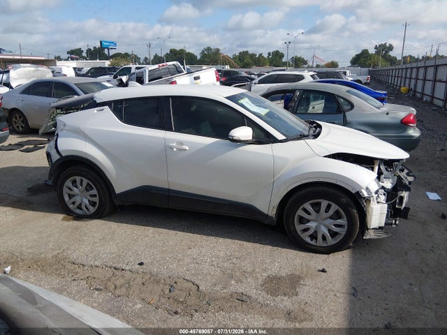 2020 Toyota C-hr Le მანქანა იყიდება აუქციონზე, vin: JTNKHMBX2L1093245, აუქციონის ნომერი: 45769087