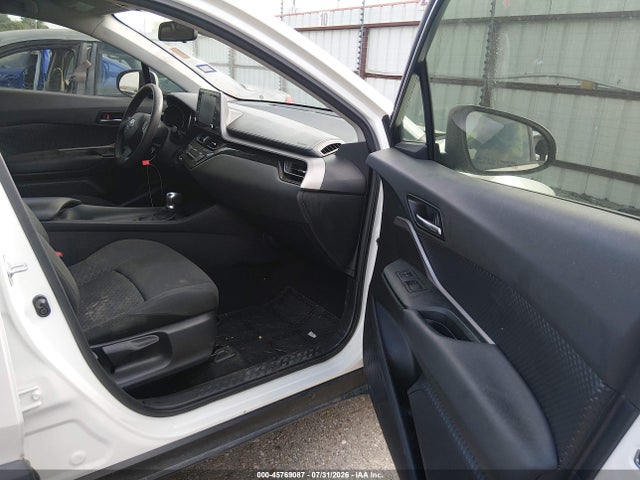 2020 Toyota C-hr Le მანქანა იყიდება აუქციონზე, vin: JTNKHMBX2L1093245, აუქციონის ნომერი: 45769087