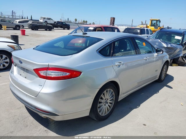 Ford Fusion Energi Se Luxury 2014 3FA6P0PU7ER246071 Image 4