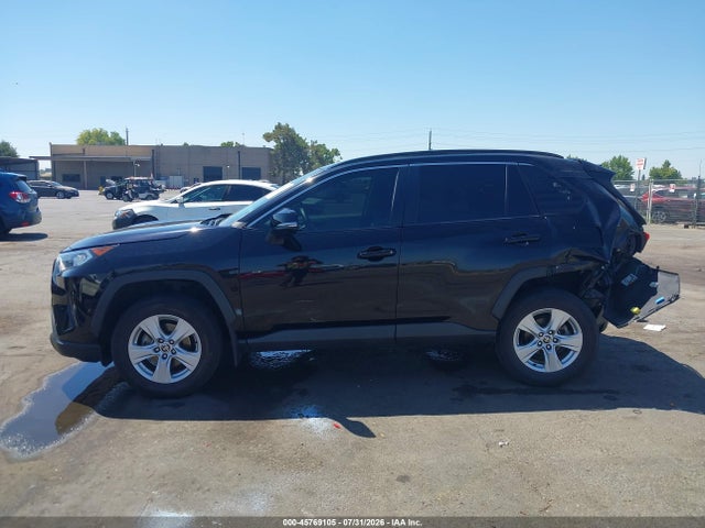2T3W1RFV2MC134543 Toyota Rav4 Xle