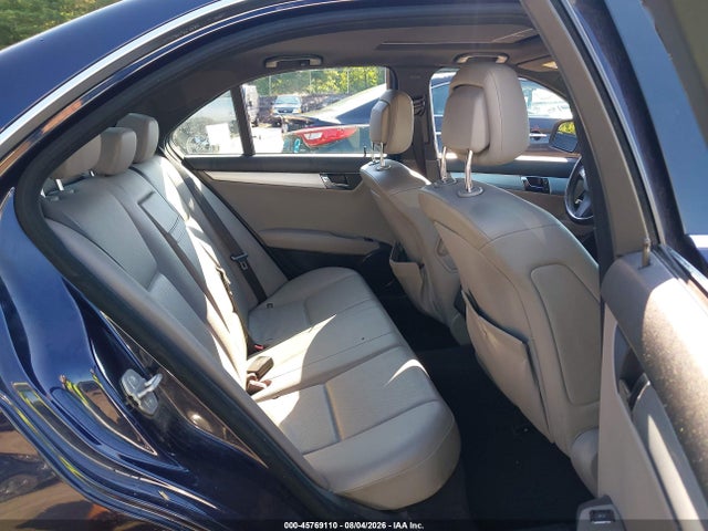 Продажа на аукционе авто 2008 Mercedes-benz C 300 Luxury 4matic/sport 4matic, vin: WDDGF81X28F190311, номер лота: 45769110