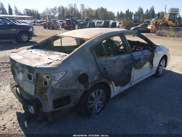 4S3GKAA69J3607662 Subaru Impreza 2.0i