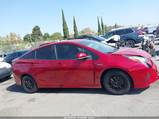 Toyota Prius Two 2017 JTDKBRFU8H3533418 Image 13