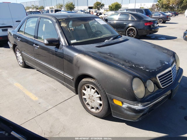 Aukcja sprzedaży 2001 Mercedes-benz E 320, vin: WDBJF65J31X054570, numer aukcji: 45769187