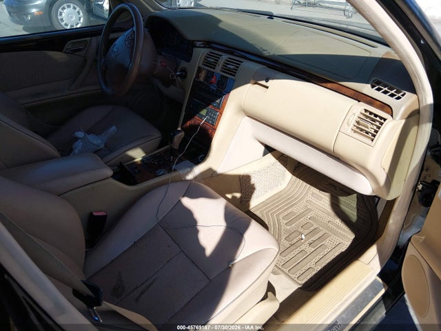 Aukcja sprzedaży 2001 Mercedes-benz E 320, vin: WDBJF65J31X054570, numer aukcji: 45769187