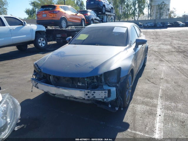 45769211 :رقم المزاد ، JTHBA1D23H5047205 vin ، 2017 Lexus Is 200t مزاد بيع