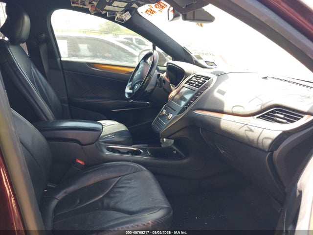 45769217 :رقم المزاد ، 5LMCJ3C93HUL11974 vin ، 2017 Lincoln Mkc Reserve مزاد بيع