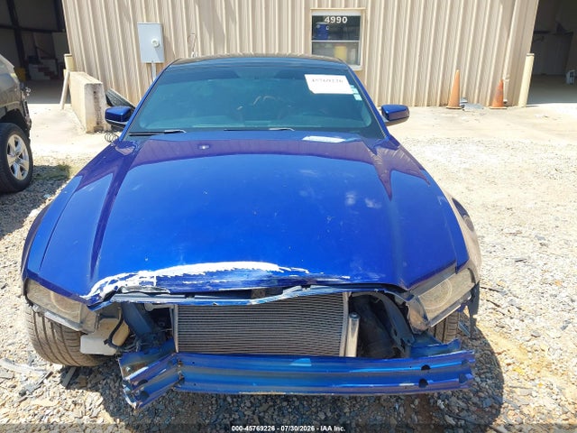 45769226 :رقم المزاد ، 1ZVBP8AM3E5317945 vin ، 2014 Ford Mustang V6 Premium مزاد بيع