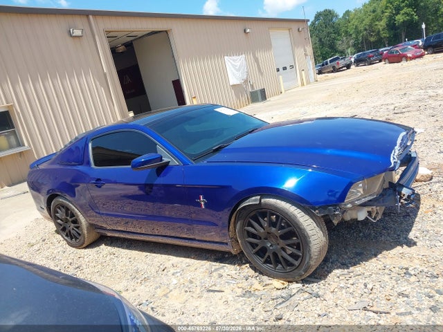 45769226 :رقم المزاد ، 1ZVBP8AM3E5317945 vin ، 2014 Ford Mustang V6 Premium مزاد بيع