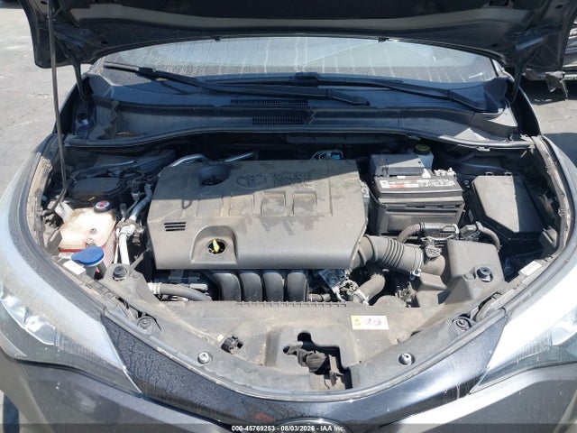 Toyota C-HR XLE 2021 NMTKHMBX5MR132336 Image 10