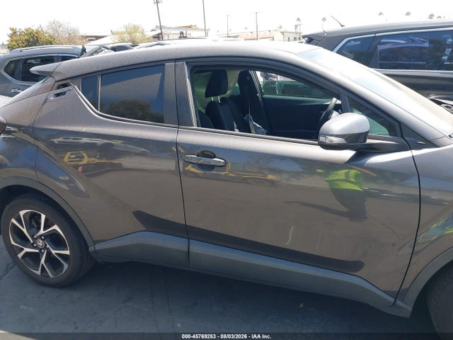 Toyota C-HR XLE 2021 NMTKHMBX5MR132336 Image 14
