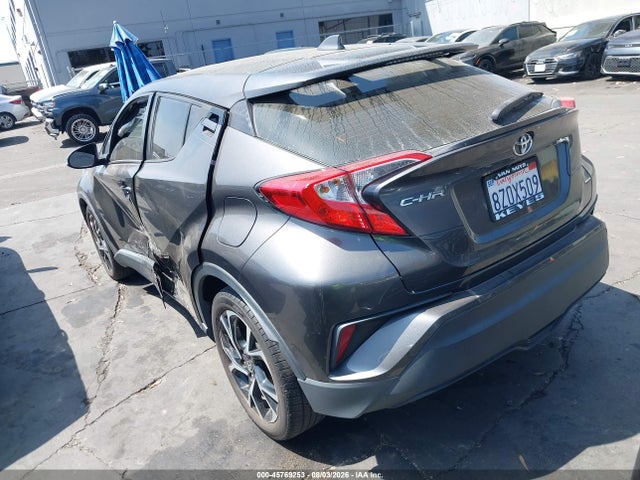 Toyota C-HR XLE 2021 NMTKHMBX5MR132336 Image 3