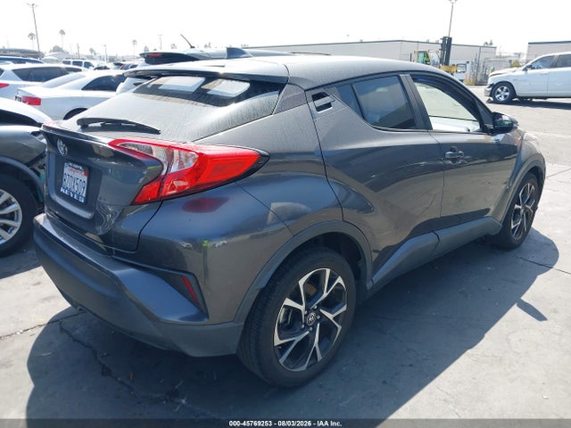 Toyota C-HR XLE 2021 NMTKHMBX5MR132336 Image 4