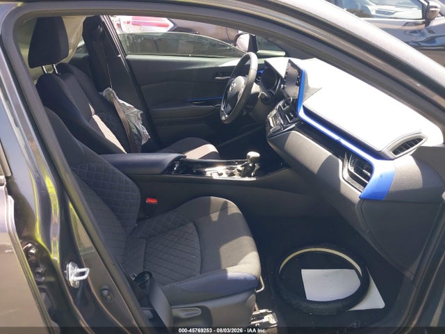 Toyota C-HR XLE 2021 NMTKHMBX5MR132336 Image 5