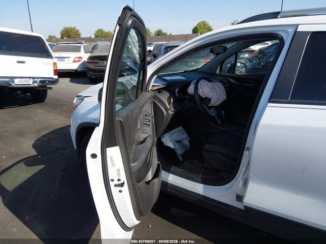 3GNCJLSB1JL356088 Chevrolet Trax Lt
