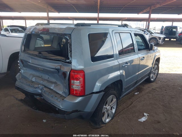 45769300 :رقم المزاد ، 1C4NJRFB6DD221956 vin ، 2013 Jeep Patriot Latitude مزاد بيع