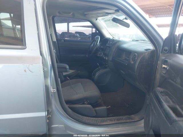 45769300 :رقم المزاد ، 1C4NJRFB6DD221956 vin ، 2013 Jeep Patriot Latitude مزاد بيع