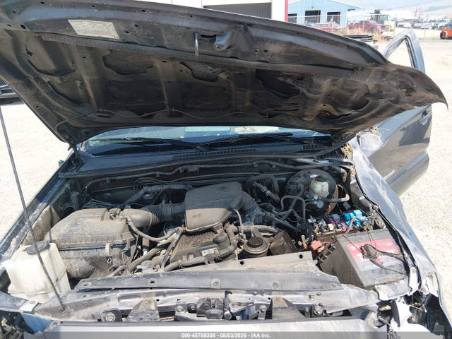 Продажа на аукционе авто 2015 Toyota Tacoma, vin: 5TFUX4EN3FX034670, номер лота: 45769308