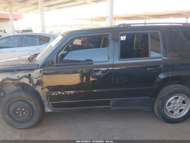1C4NJPBB6HD157675 Jeep Patriot Sport Fwd