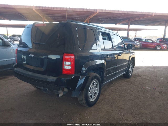 1C4NJPBB6HD157675 Jeep Patriot Sport Fwd