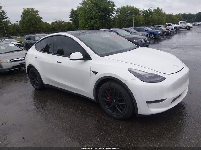 Tesla Model Y Performance Dual Motor All-wheel Drive 2022 7SAYGDEF8NF455418 main image
