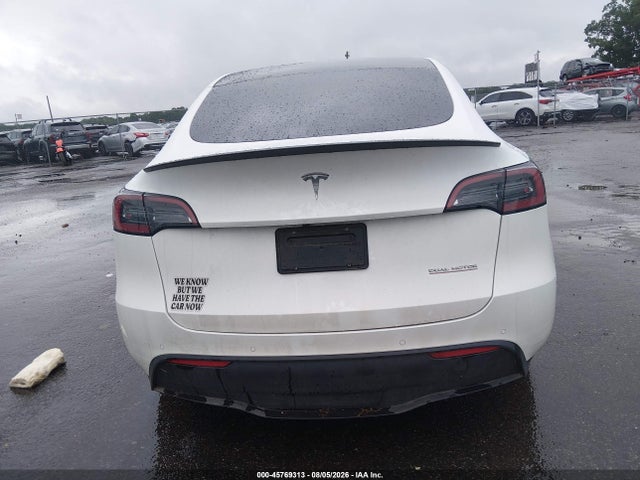 2022 Tesla Model Y Performance Dual Motor All-wheel Drive მანქანა იყიდება აუქციონზე, vin: 7SAYGDEF8NF455418, აუქციონის ნომერი: 45769313