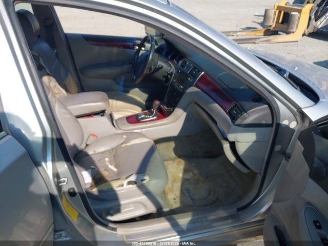 45769318 :رقم المزاد ، JTHBF30G330138320 vin ، 2003 Lexus Es 300 مزاد بيع