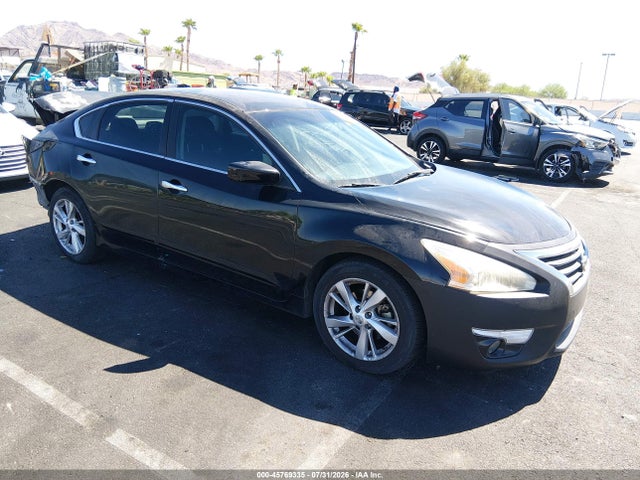2015 Nissan Altima 2.5 Sv მანქანა იყიდება აუქციონზე, vin: 1N4AL3AP0FC573986, აუქციონის ნომერი: 45769335