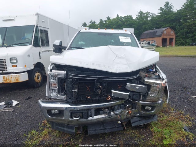 Продажа на аукционе авто 2017 Ford F-350 Lariat, vin: 1FT8X3BT3HED38837, номер лота: 45769341
