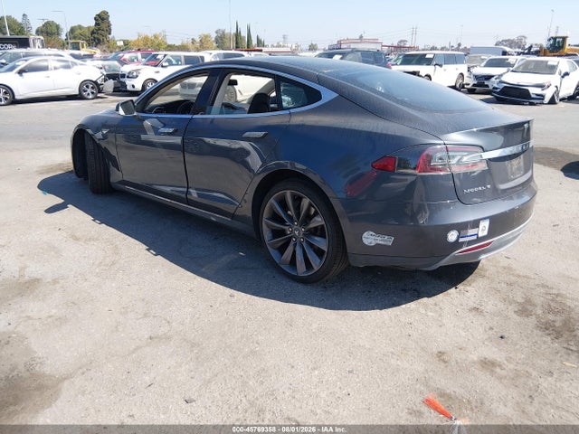 5YJSA1H11EFP50038 Tesla Model S P85