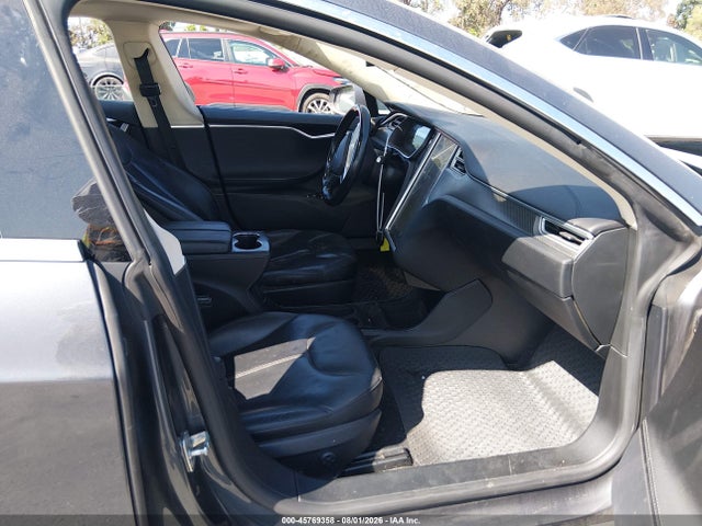 5YJSA1H11EFP50038 Tesla Model S P85