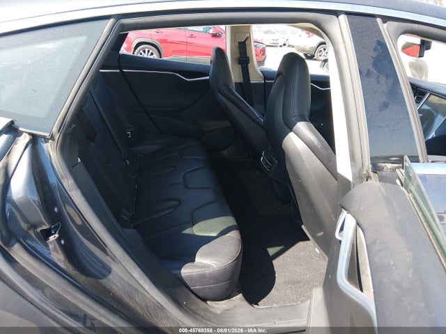 5YJSA1H11EFP50038 Tesla Model S P85