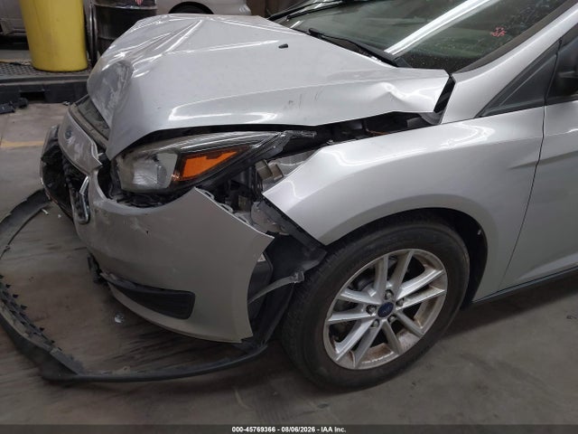 Aukcja sprzedaży 2015 Ford Focus Se, vin: 1FADP3F25FL269227, numer aukcji: 45769366