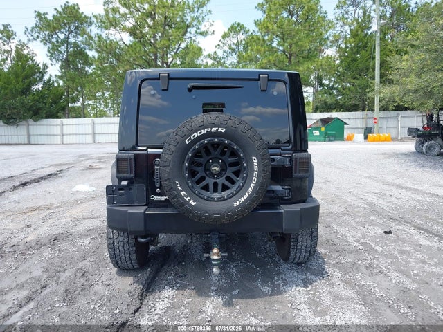 1C4AJWBG8EL194619 Jeep Wrangler Sahara