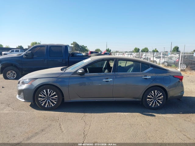 1N4BL4DV3SN359013 Nissan Altima Sv Fwd