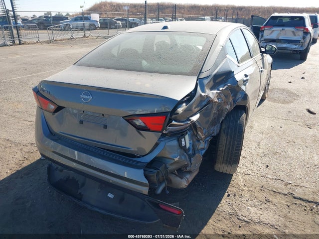 1N4BL4DV3SN359013 Nissan Altima Sv Fwd