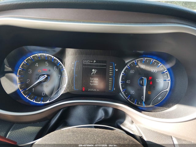 Продаж на аукціоні авто 2017 Chrysler Pacifica Touring-l, vin: 2C4RC1BG5HR512868, номер лоту: 45769404