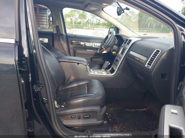 Продажа на аукционе авто 2010 Lincoln Mkx, vin: 2LMDJ6JC6ABJ20072, номер лота: 45769412
