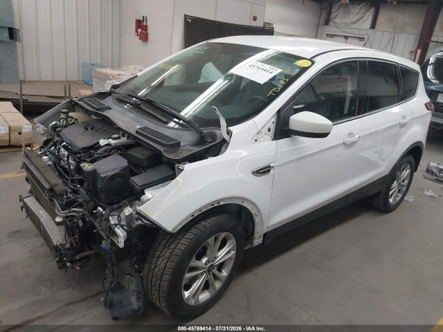 Ford ESCAPE SE 2017 1FMCU0GD6HUA82505 Image 2